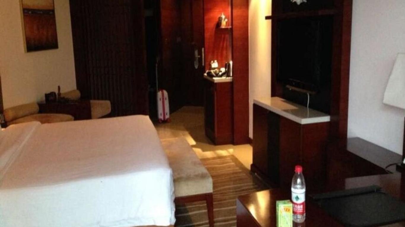 Sanya Marina Spa Hotel