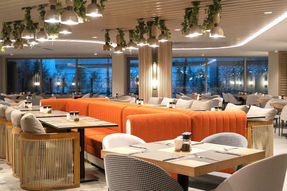 מסעדה תמונה