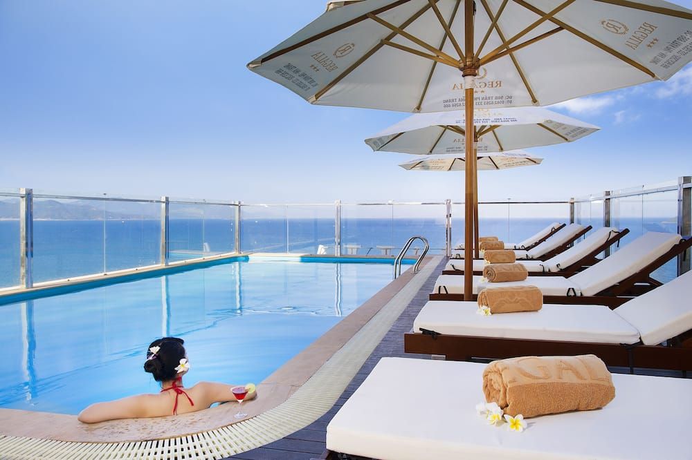 בריכה תמונה