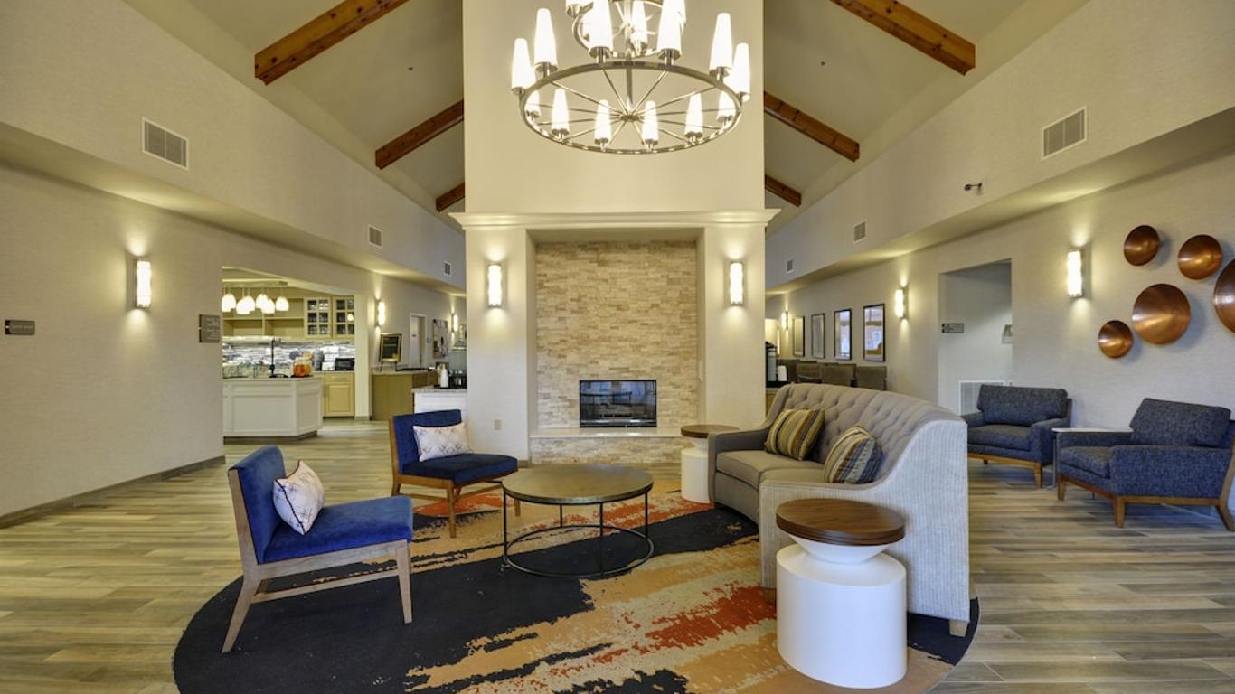 Homewood Suites by Hilton Phoenix-Biltmore