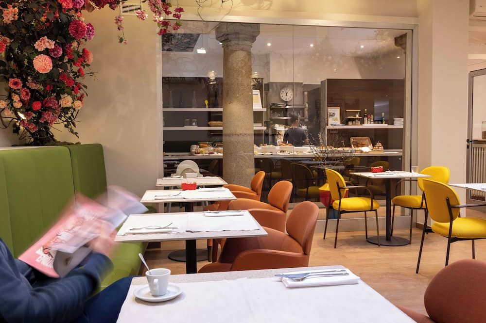 מסעדה תמונה