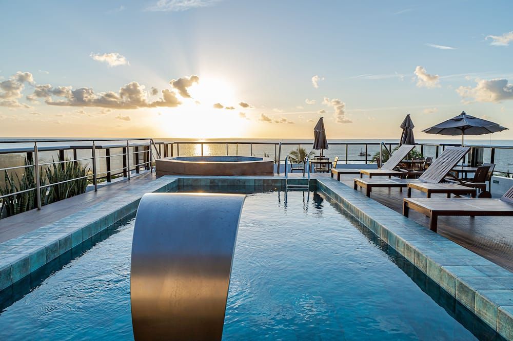 בריכה תמונה