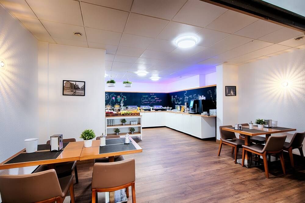 מסעדה תמונה