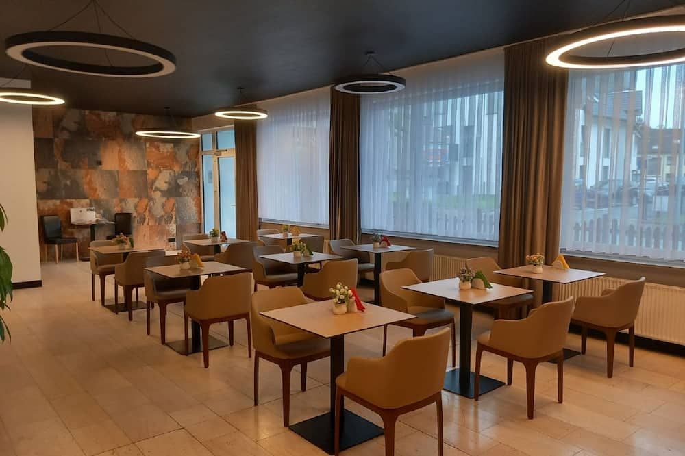 מסעדה תמונה