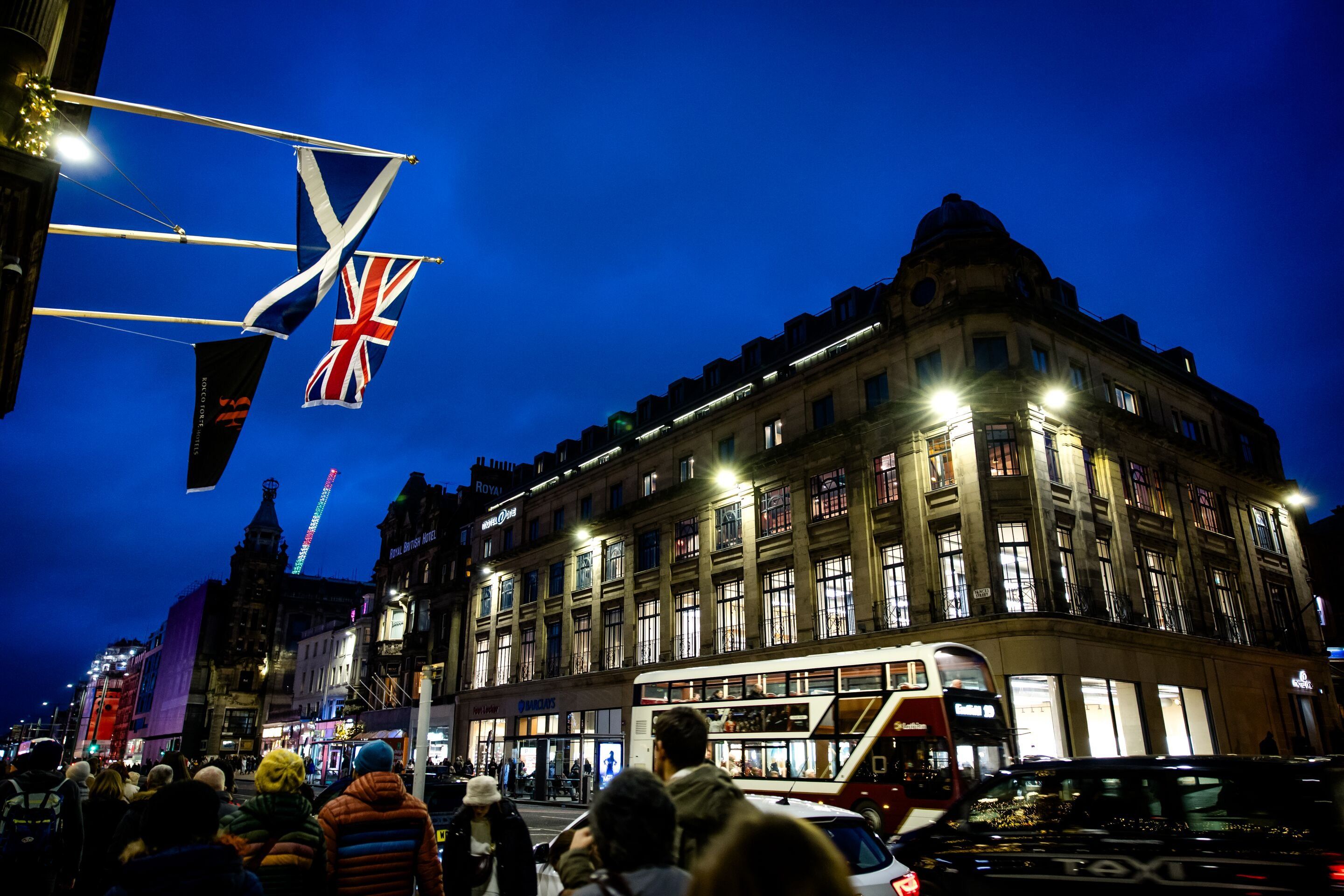 בניין תמונה