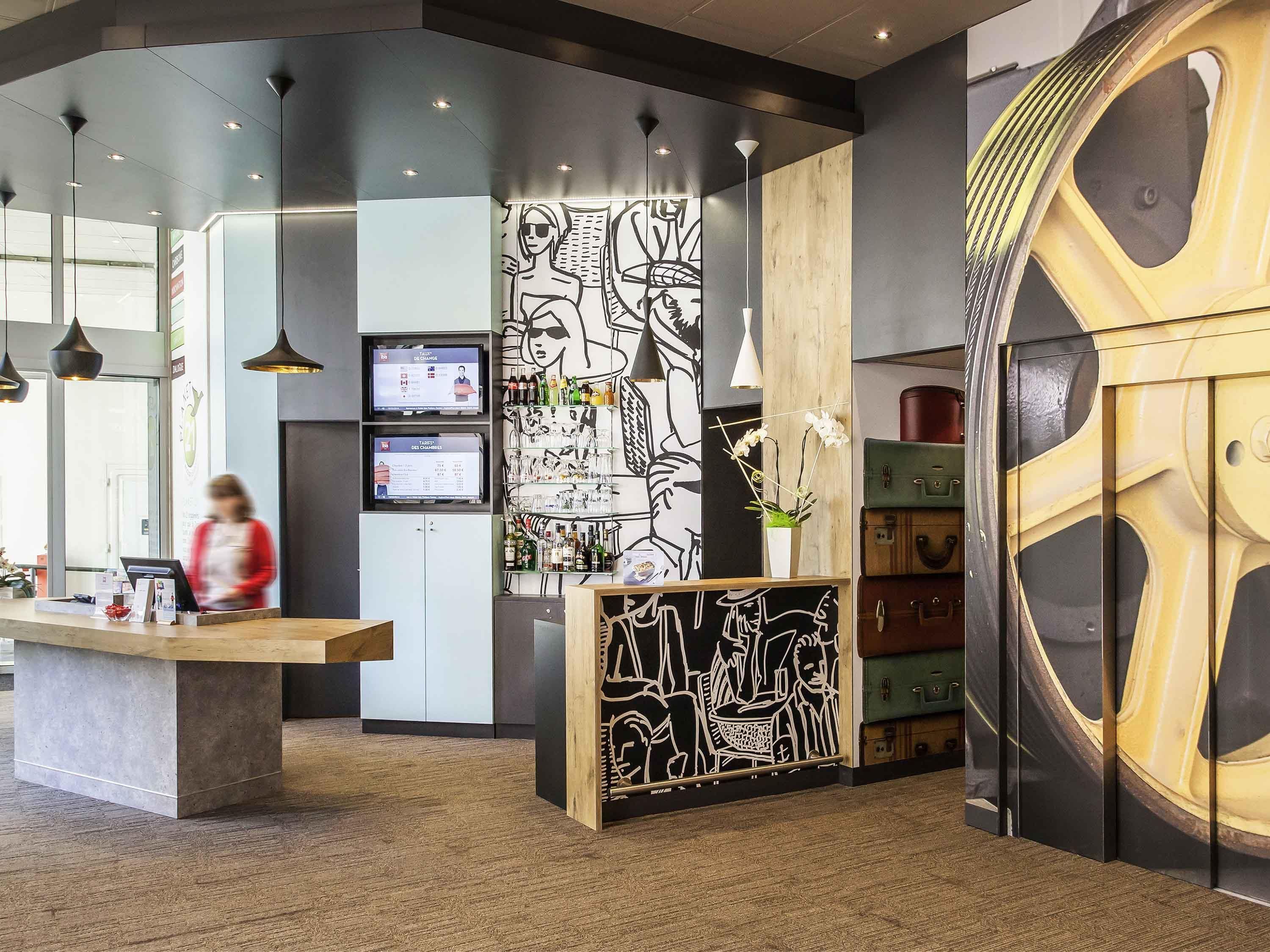 דלפק קבלה