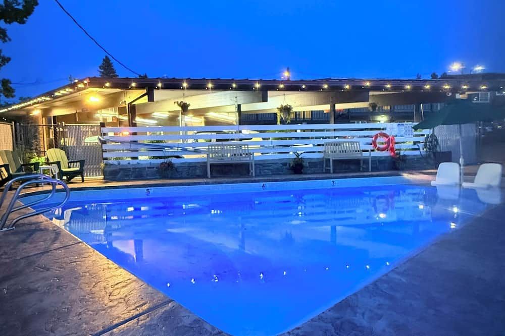 בריכה תמונה