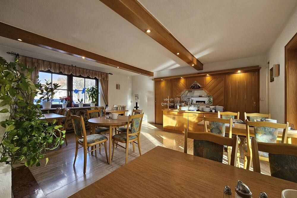 מסעדה תמונה