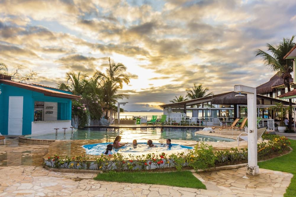 בריכה תמונה