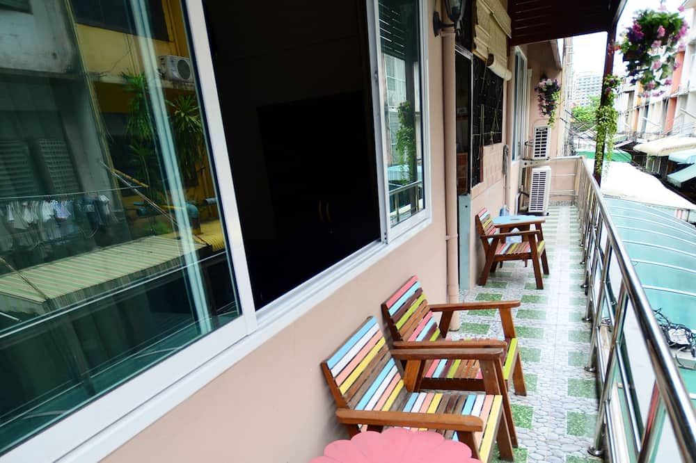 מרפסת תמונה