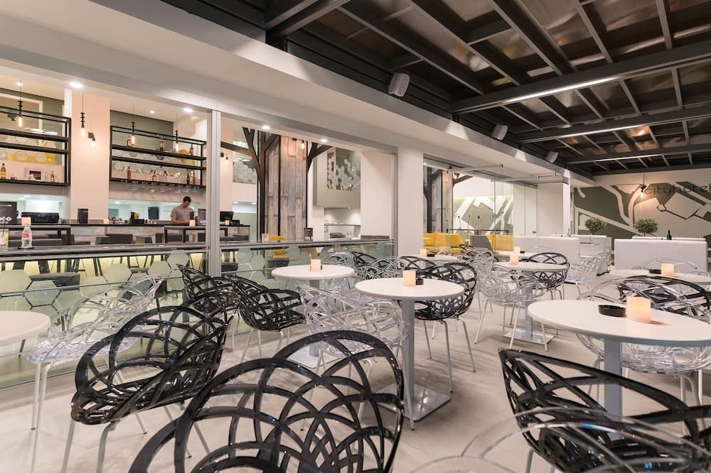 מסעדה תמונה