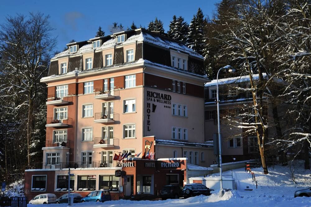 בניין תמונה