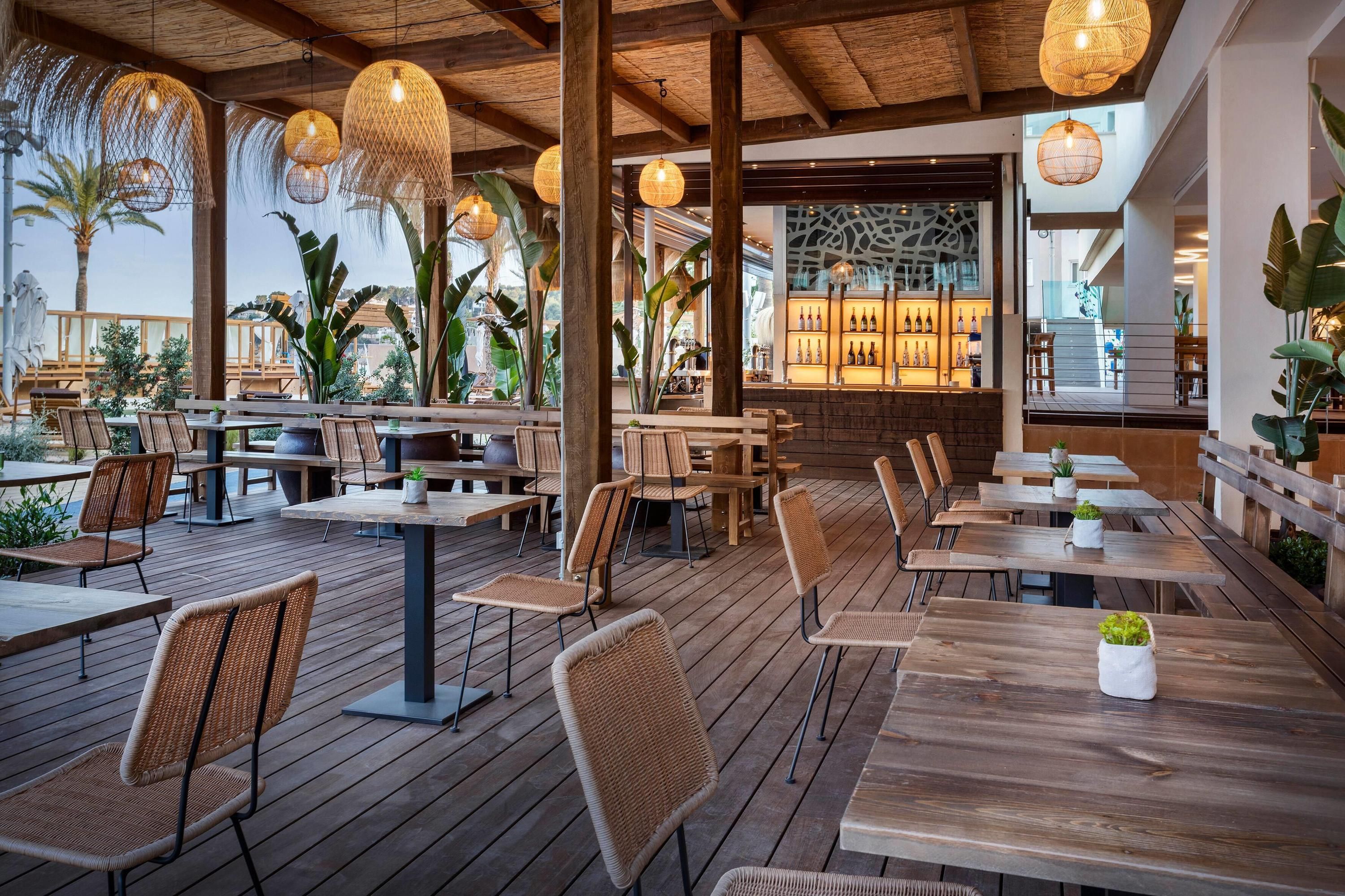 מסעדה תמונה