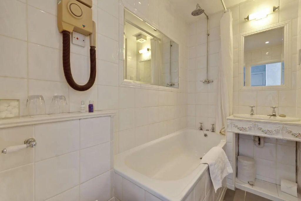 אחר