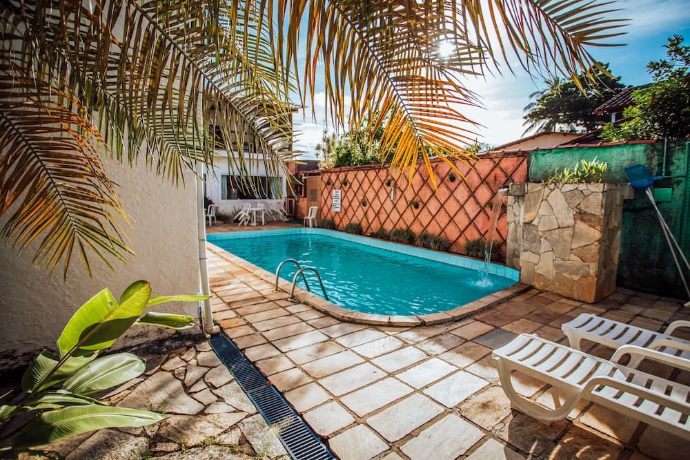 בריכה תמונה