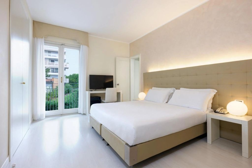 אחר