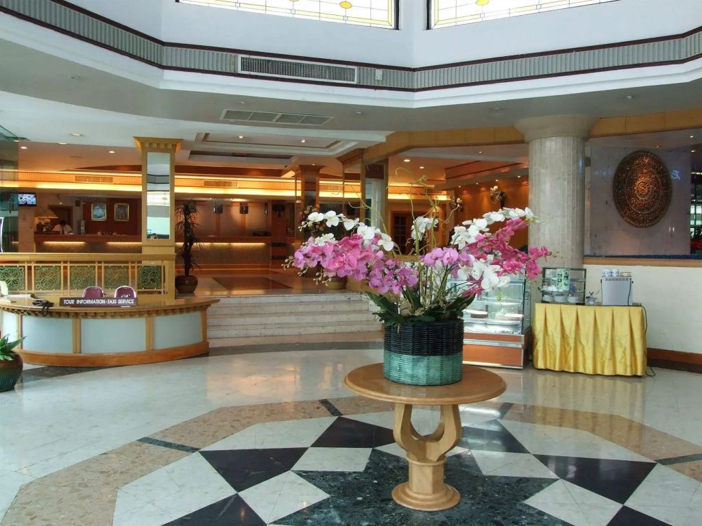 לובי תמונה