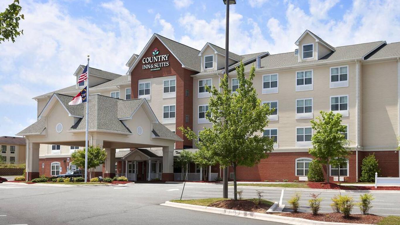 Country Inn & Suites by Radisson, Concord, NC