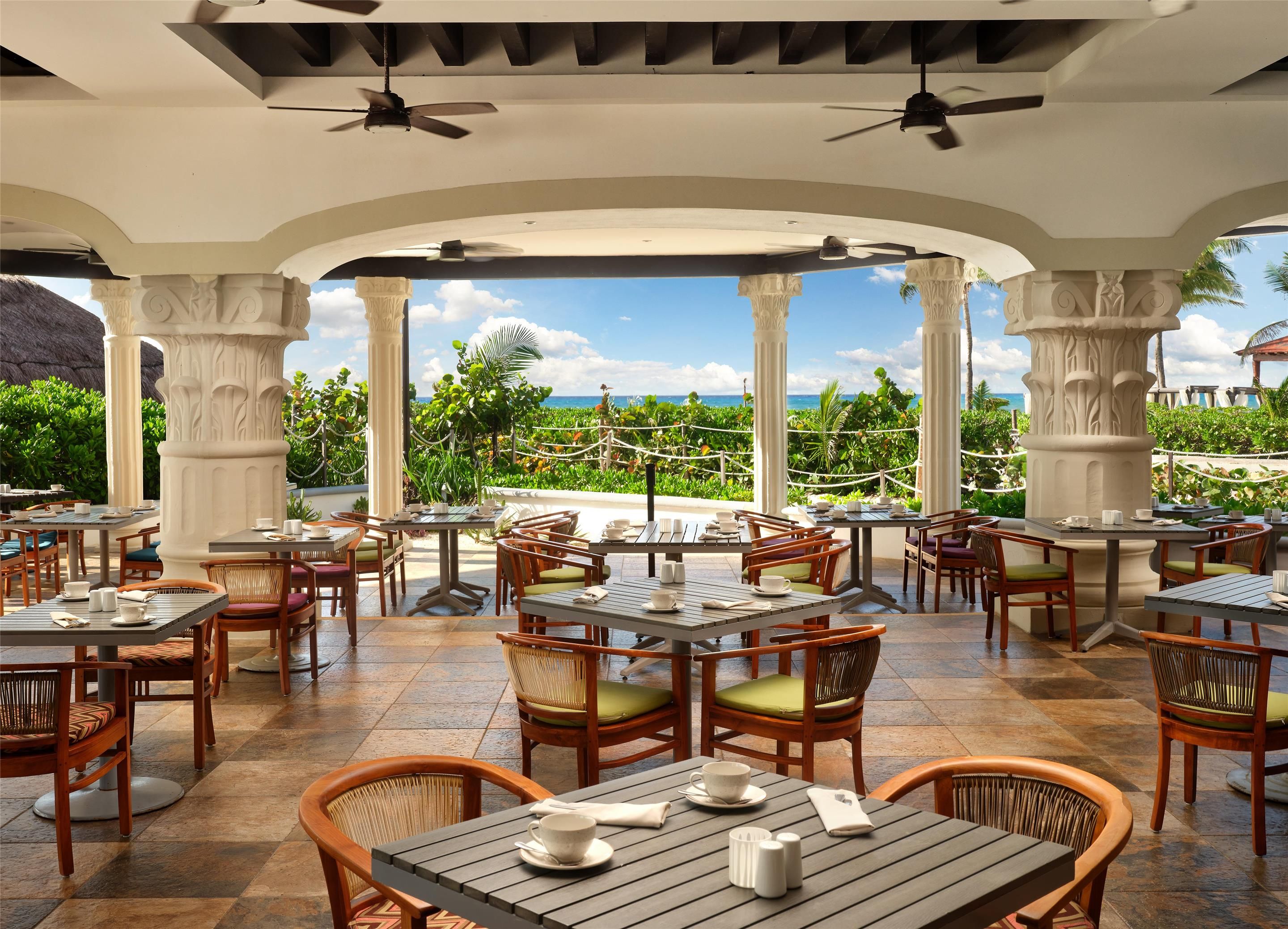 מסעדה תמונה