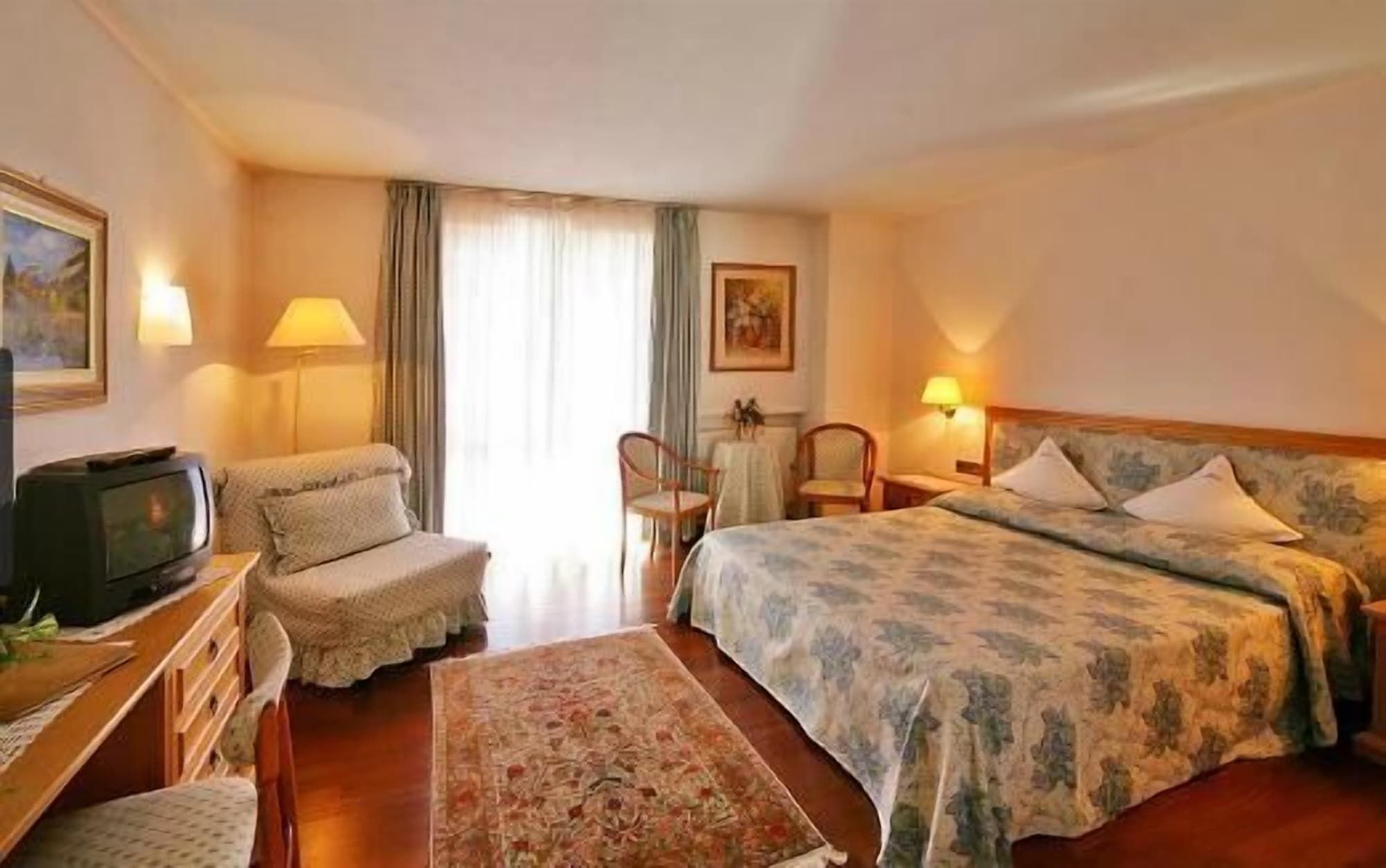 אחר