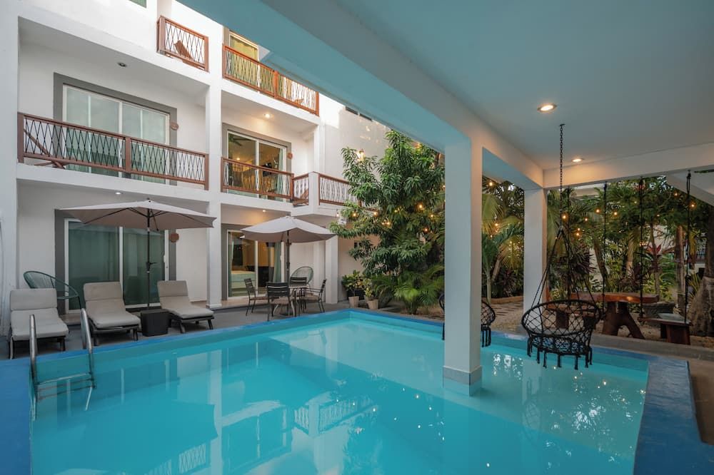 בריכה תמונה