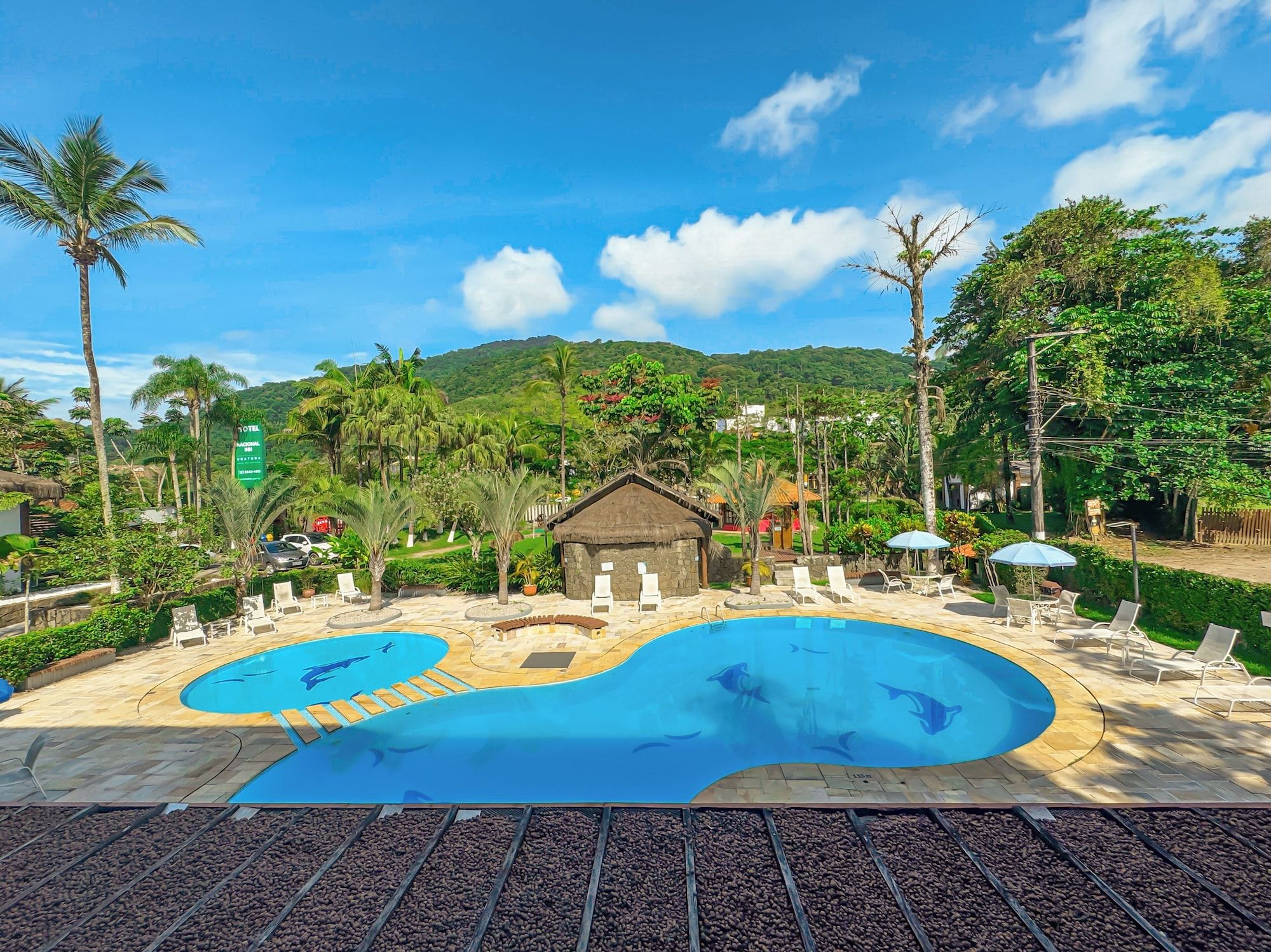 בריכה תמונה