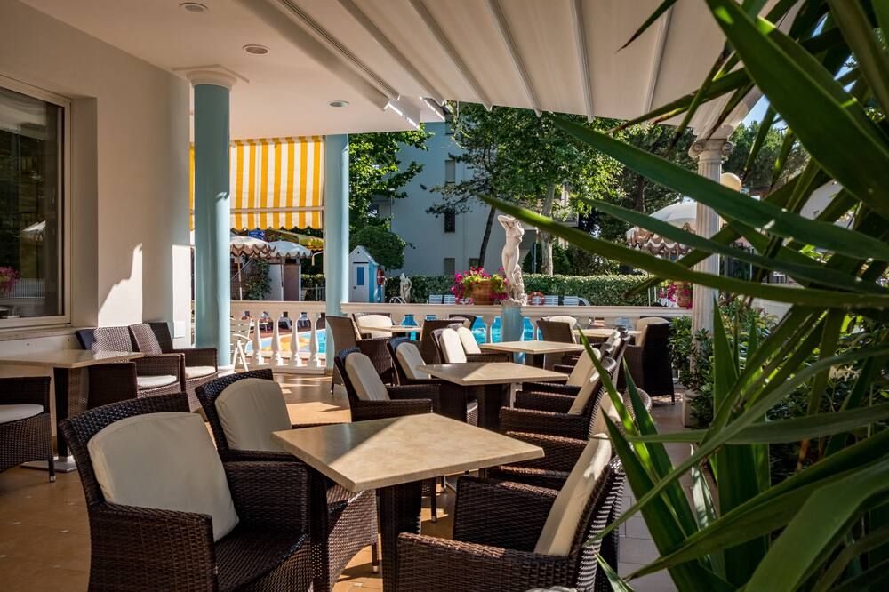 מסעדה תמונה