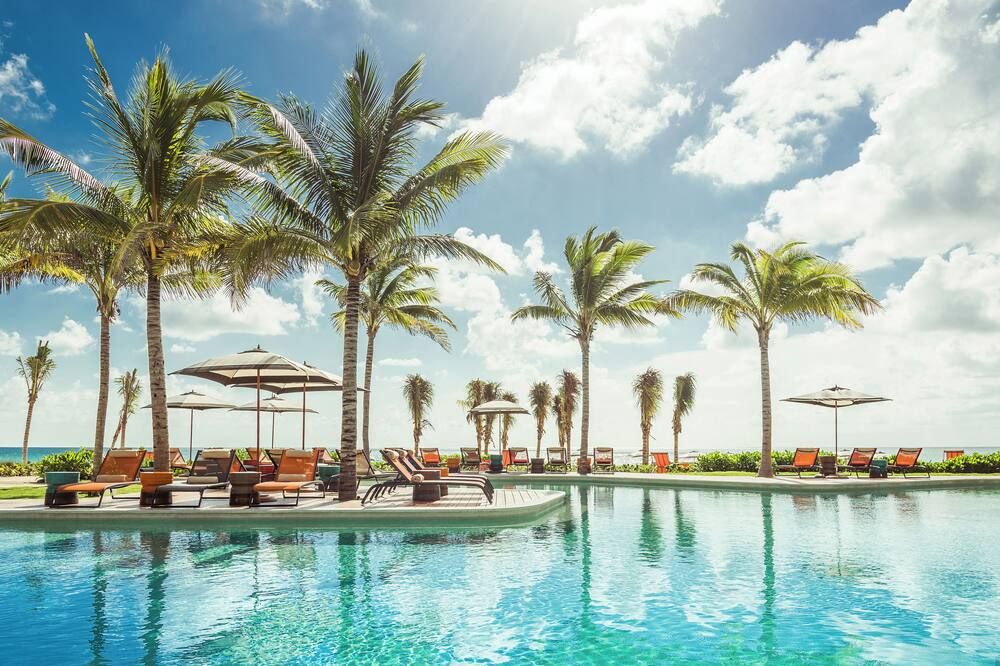 בריכה תמונה