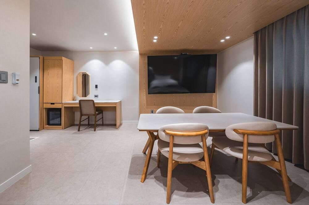 חדר אוכל תמונה