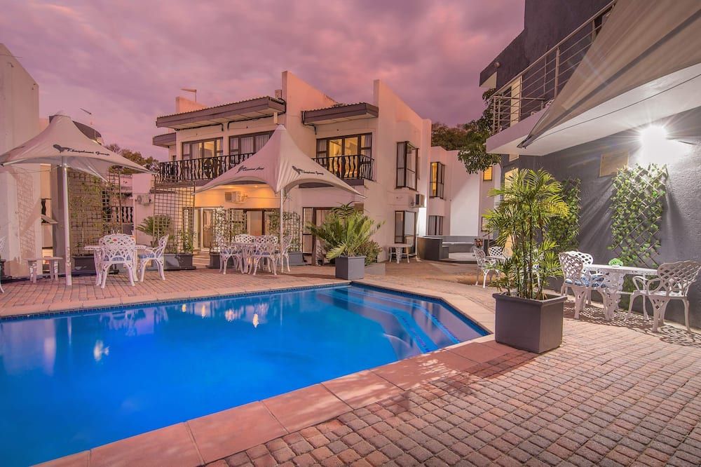 בריכה תמונה