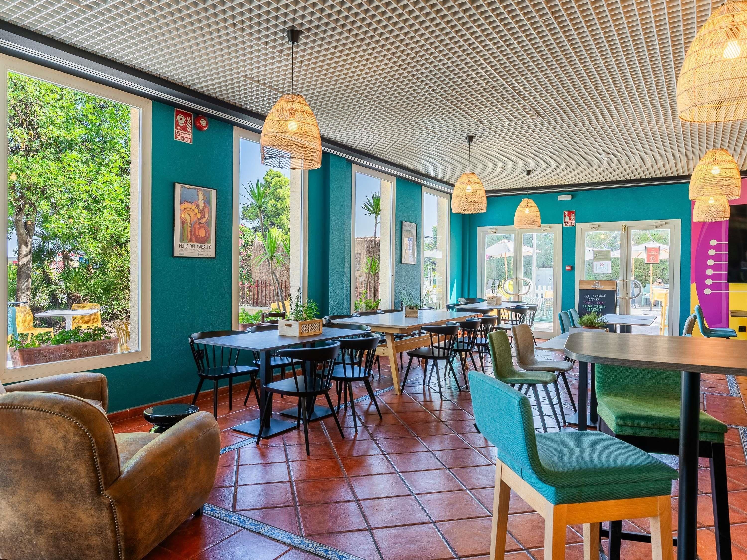 מסעדה תמונה