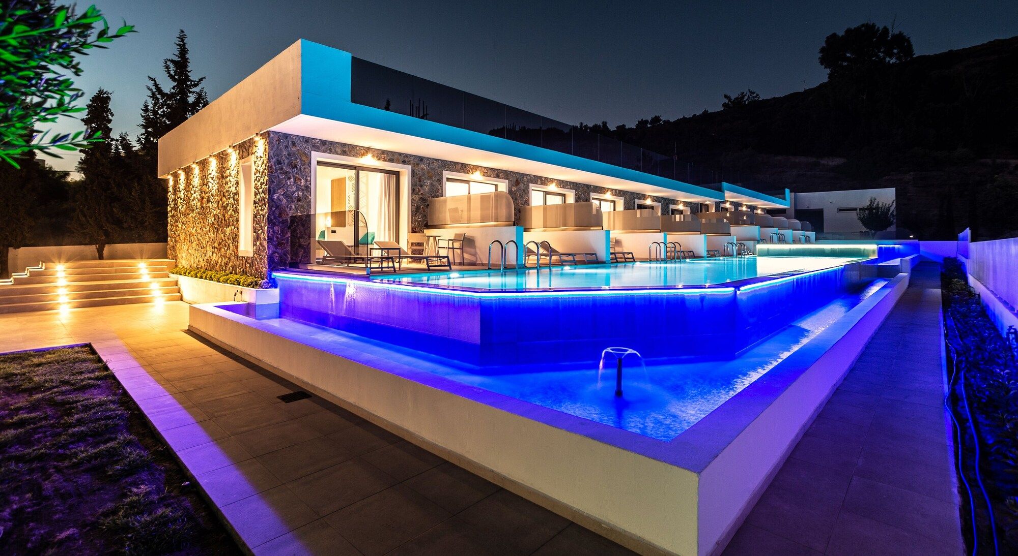 בריכה תמונה