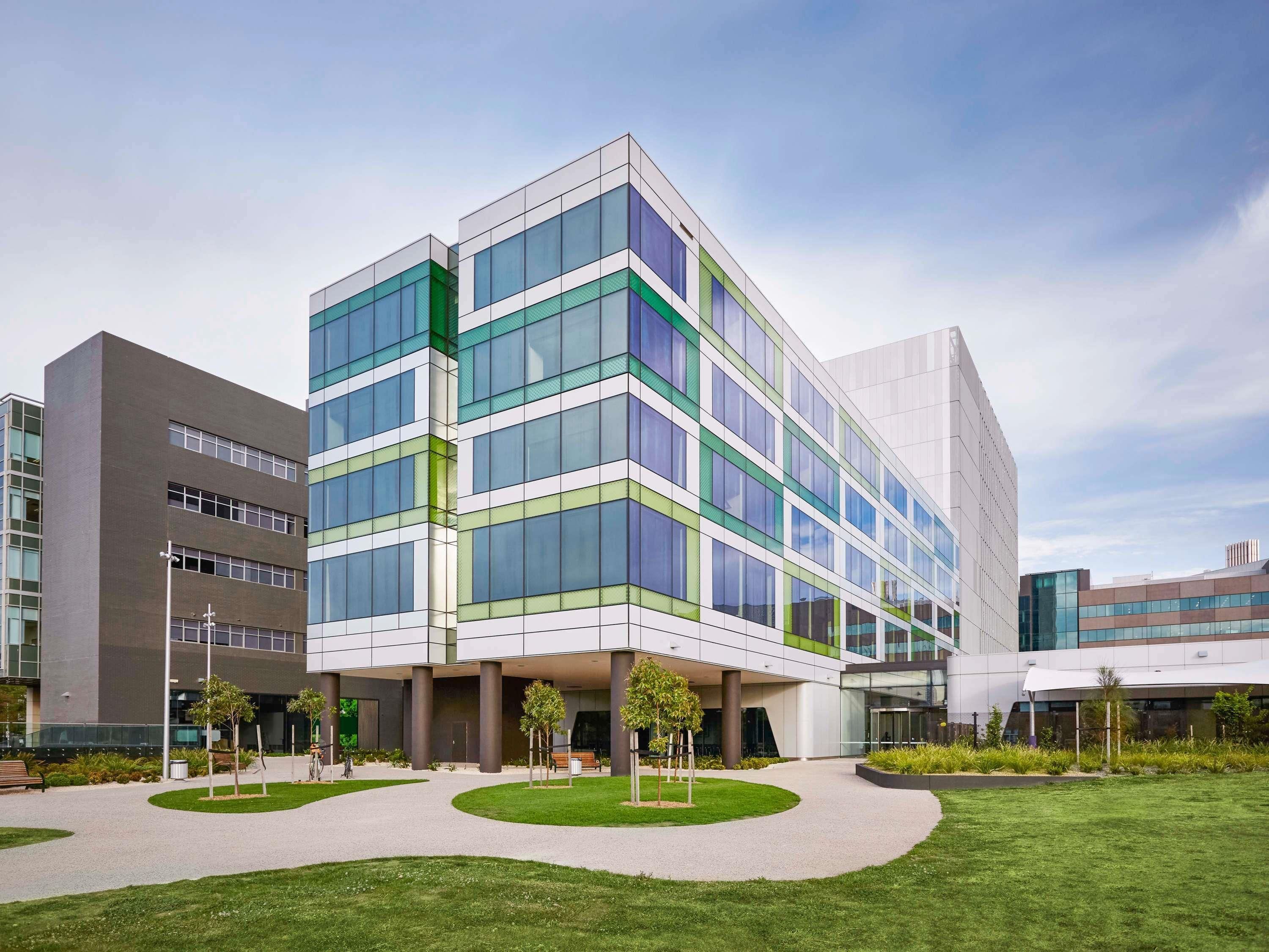 בניין תמונה