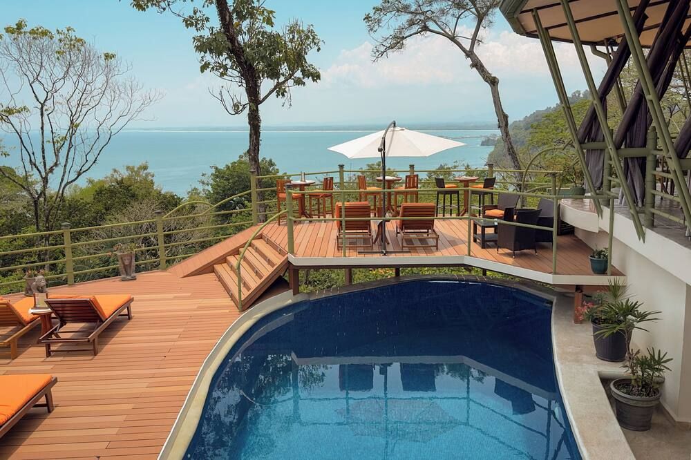 בריכה תמונה