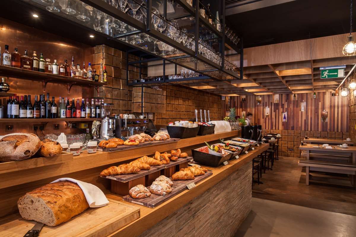 מסעדה תמונה