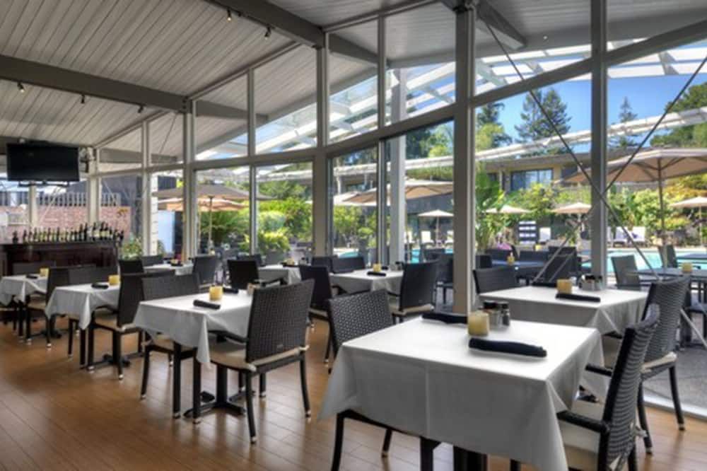 מסעדה תמונה