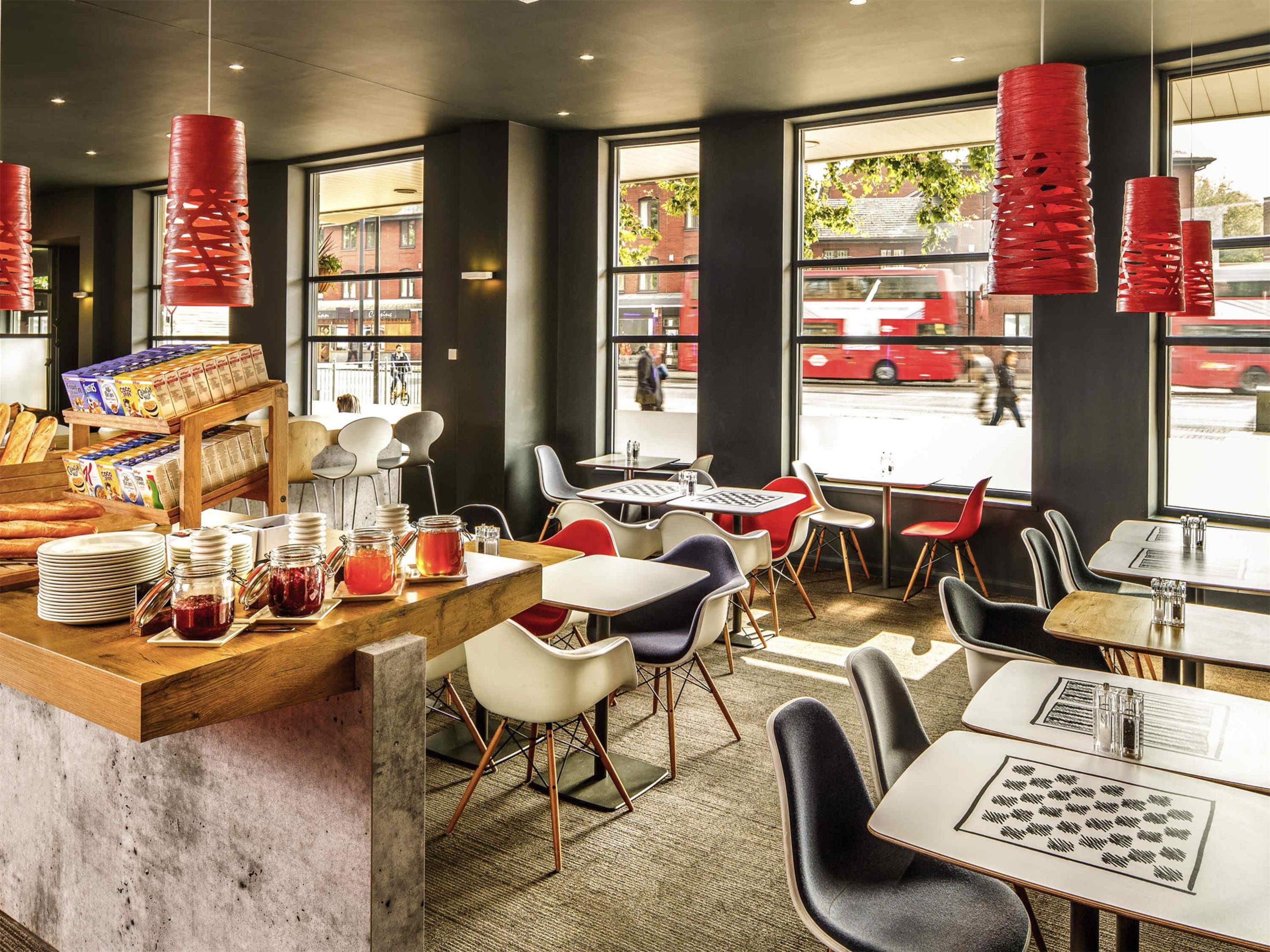 מסעדה תמונה