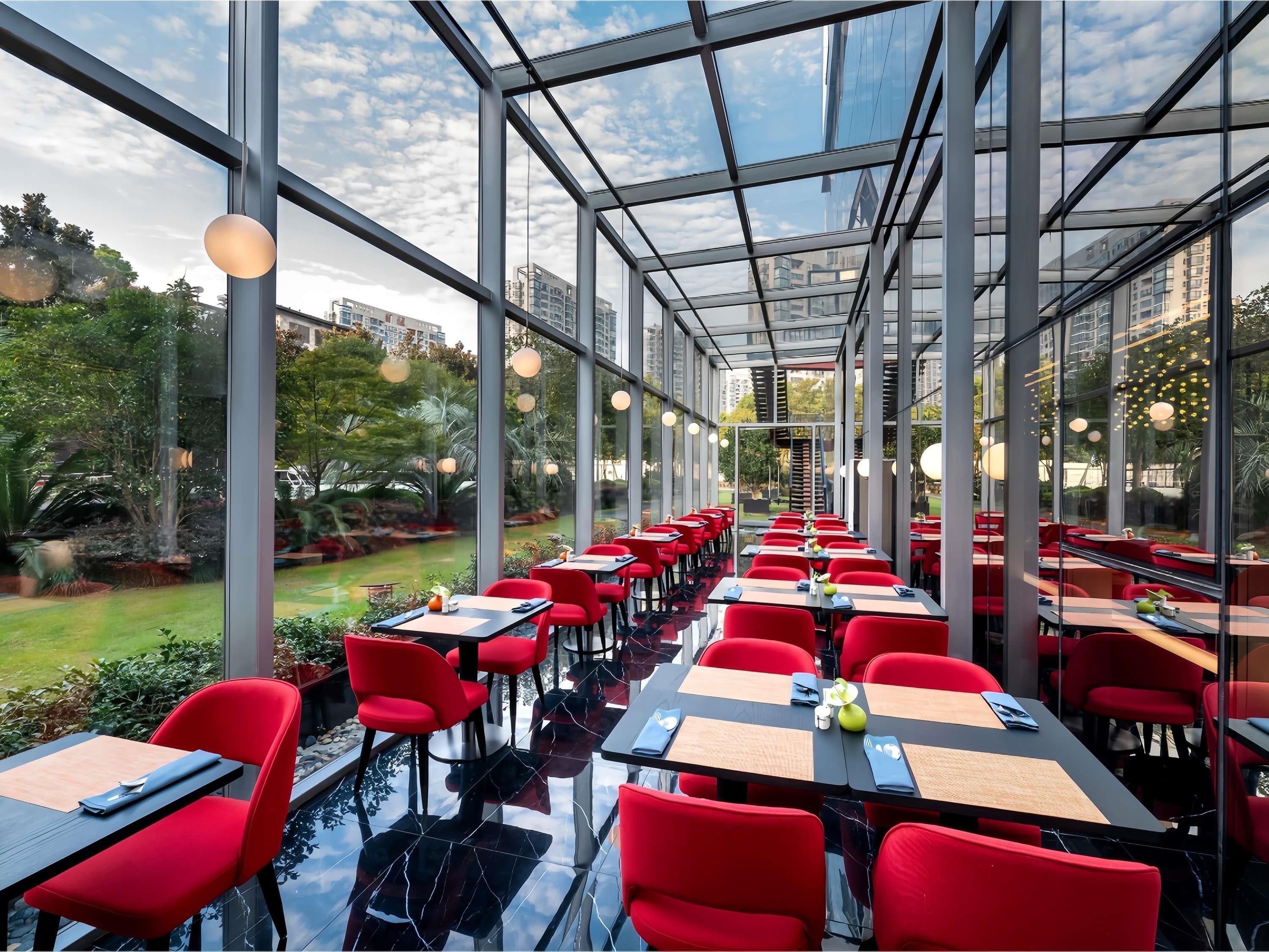 מסעדה תמונה