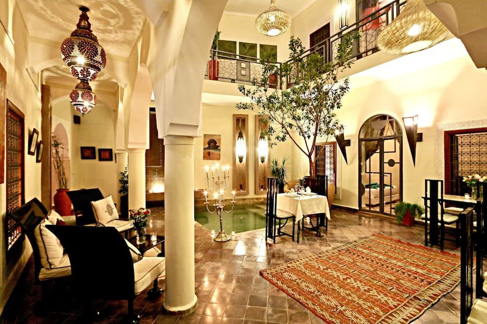 מסעדה תמונה