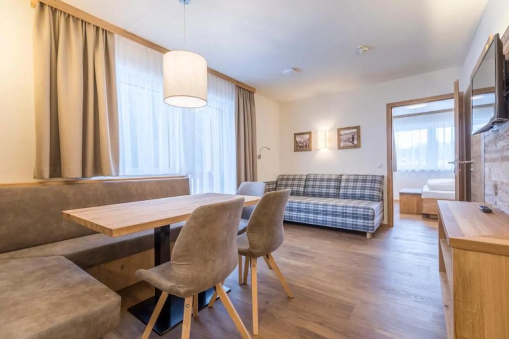 חדר אוכל תמונה