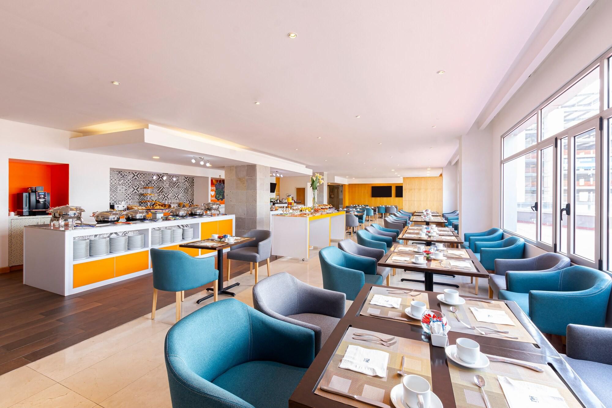 מסעדה תמונה