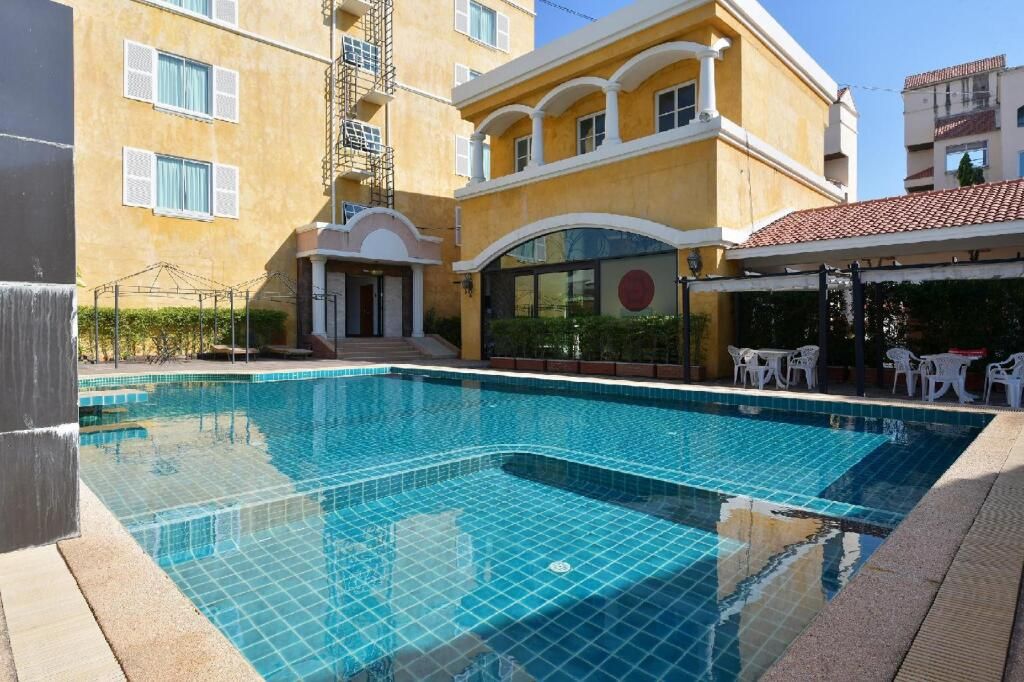 בריכה תמונה