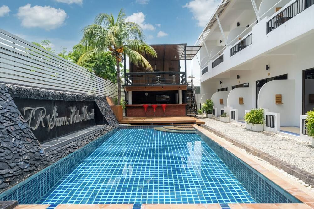 בריכה תמונה