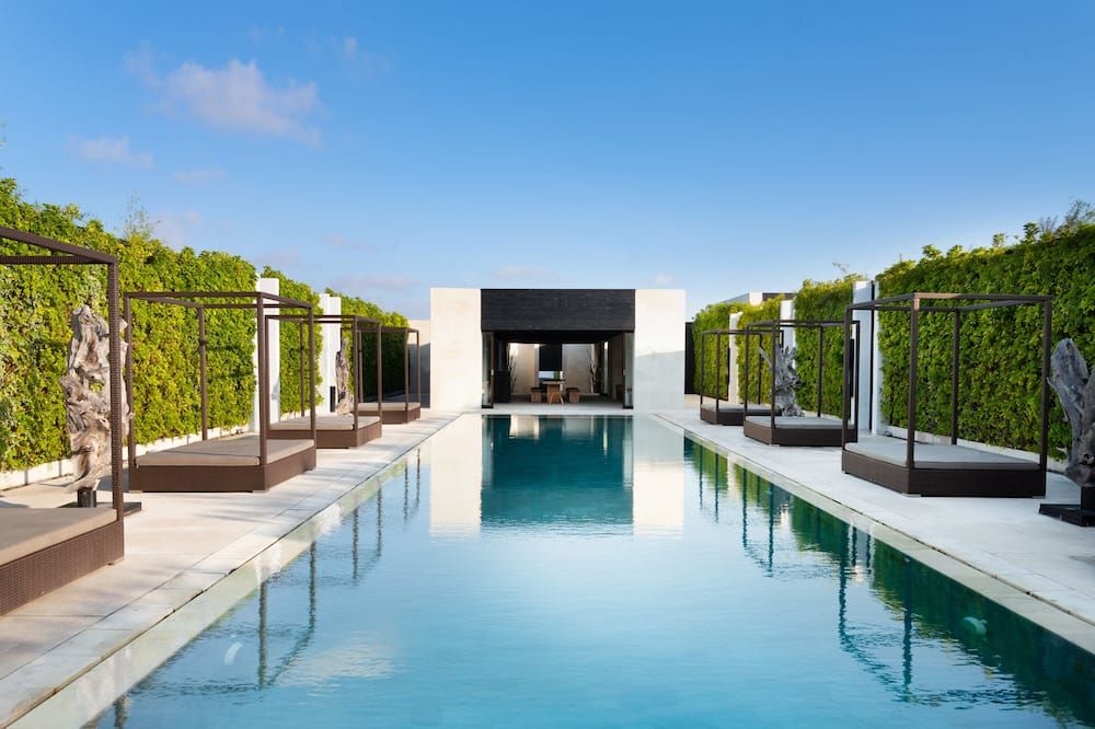 בריכה תמונה