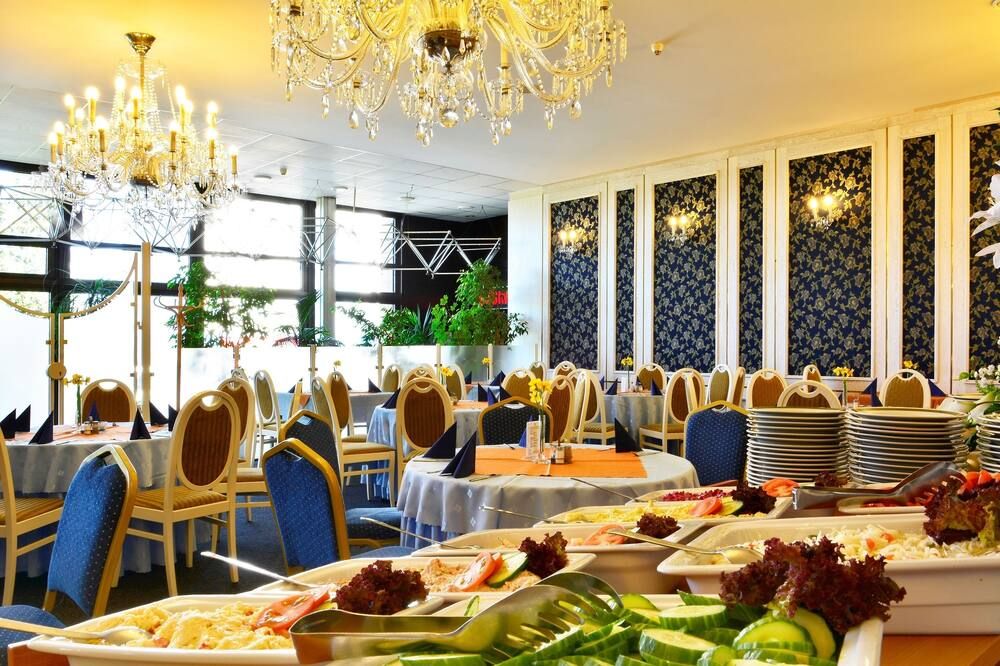 מסעדה תמונה