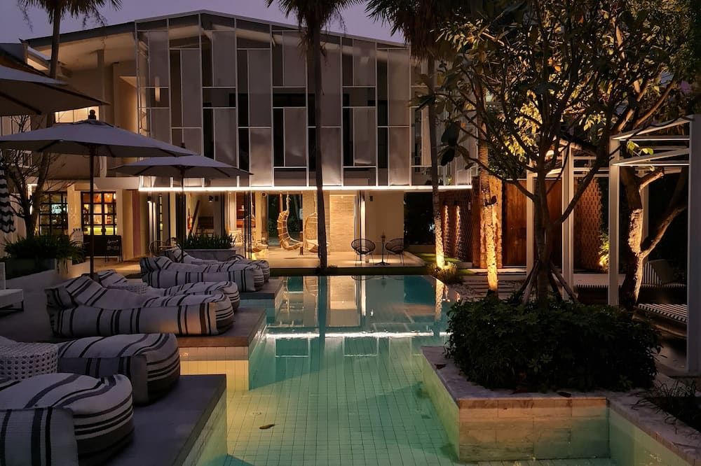 בריכה תמונה