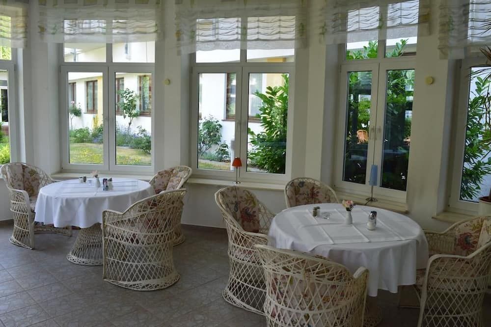 מסעדה תמונה