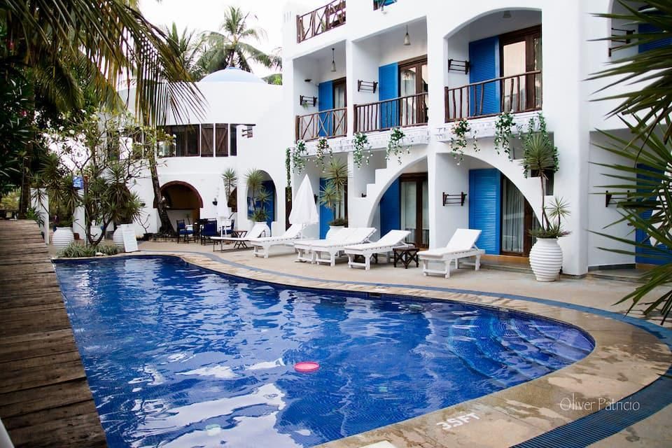 בריכה תמונה