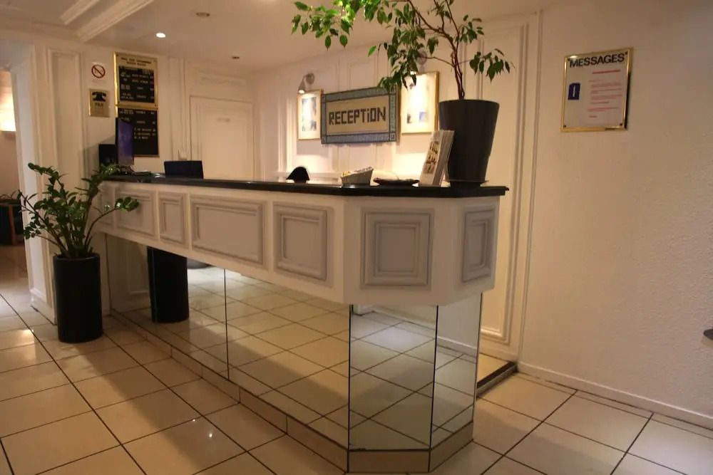 דלפק קבלה תמונה