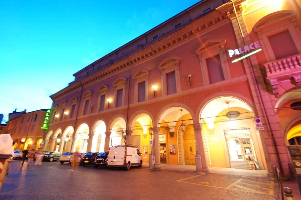 בניין